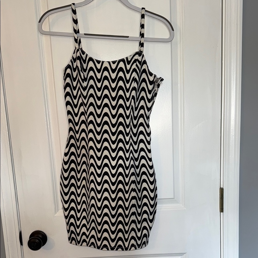 Divided Black and White Bodycon Mini Dress